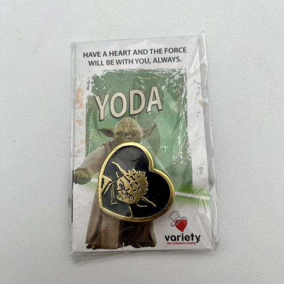 YODA Disney Trading Pin 2013 Heart Shaped Star Wars Variety Charity Sealed NEW - Picture 1 of 3